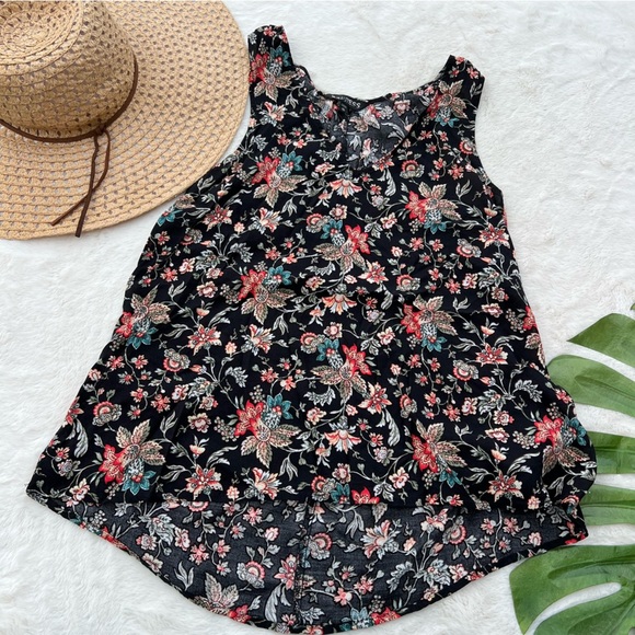 Express Sleeveless Black Floral High-Low Hem Top XS - Picture 2 of 4